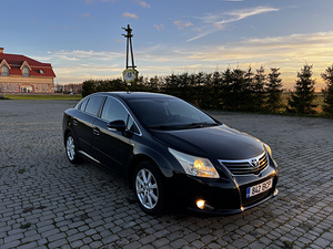 Toyota Avensis D-Cat 2.2 110kW (3 foto / 13)