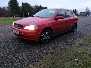 Opel astra 1.2 (2 foto / 6)