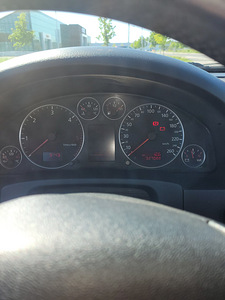 Audi a6 2.5 TDI 132 KW (1 foto / 8)