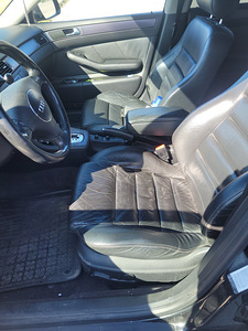 Audi a6 2.5 TDI 132 KW (2 foto / 8)