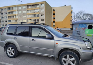 Nissan X Trail T30 pagasiruumi kate (1 foto / 3)