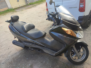 Suzuki burgman (1 foto / 7)
