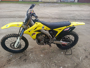 Suzuki rm-z 250 2009a (1 foto / 7)