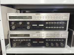 Revox B 251 Integrated Amplifier (High-End) (5 foto / 5)