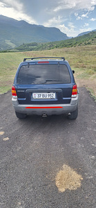 Продается Ford Escape 2002 (3 фото из 9)