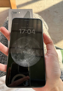 iPhone 8 plus (3 լուսանկար / 5)