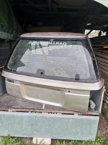 Задняя дверь Subaru Legacy Outback