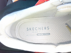 Skechers unisex tossud sneakers lai-fit uus (3 foto / 4)