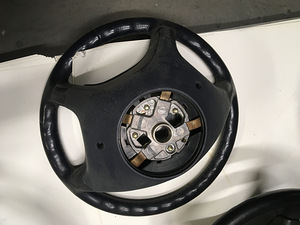 Различные рулевые колеса Mercedes MB рулевое колесо w116 W12 (8 фото из 10)