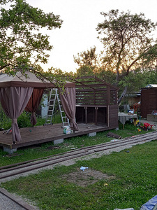 Ehitatakse kuure, verandasid, paviljone, suvekööke jne. (3 foto / 4)
