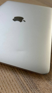 MacBook 2017 + MacBook Pro 2016 с тачбаром (6 фото из 7)
