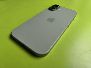 iPhone 17 256 Sage (4 фото из 10)