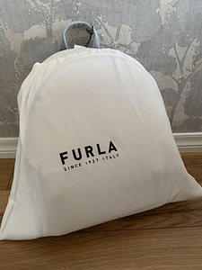 Furla seljakott (2 foto / 4)