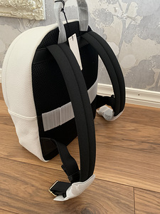 Furla seljakott (3 foto / 4)