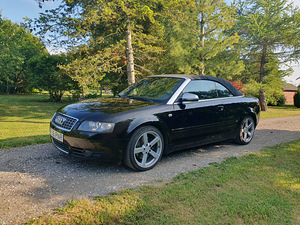 Audi A4 Cabrio 2004 S-Line (9 foto / 11)