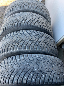 Nokian Hakkapeliitta 8 (2 foto / 2)