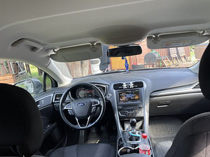Ford mondeo 1.6 85kW (8 foto / 10)