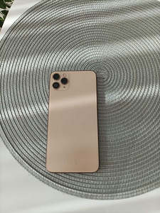 iPhone 11 Pro Max 64GB kuldne (1 foto / 2)
