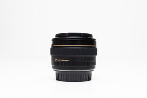 Canon EF 50mm f/1.4 USM objektiiv (2 foto / 10)