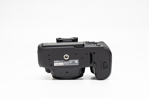 Canon EOS 90D (body) peegelkaamera (8 foto / 10)