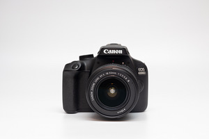 Canon EOS 4000D + Canon EF 18-55mm f/3.5-5.6 III kaamera (8 foto / 10)