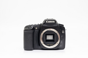Canon EOS 30D (body) peegelkaamera (2 foto / 10)