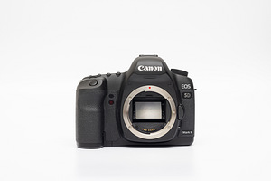 Canon EOS 5D Mark II (body) peegelkaamera (3 foto / 10)