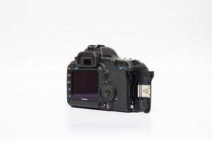 Canon EOS 5D Mark II (body) peegelkaamera (6 foto / 10)