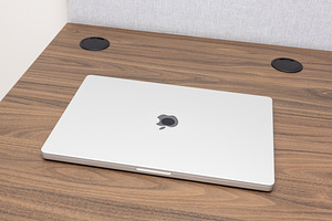 Apple MacBook Pro 16 M3 Pro 18GB/512GB Silver ENG/RUS (2 foto / 10)