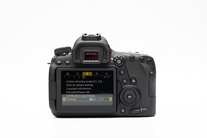 Canon EOS 6D Mark II (body) peegelkaamera (6 foto / 10)