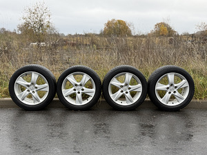 Honda veljed 17" 5x114,3 + NOKIAN WR Snowproof P 225/50R17 (1 foto / 10)