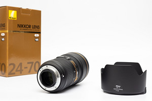 Nikon AF-S Nikkor 24-70mm f/2.8E ED VR объектив (9 фото из 10)