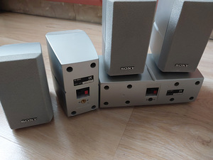 Sony kõlarid kodukino (2 foto / 2)