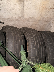 Suvirehvid 195/50 R 15V (1 foto / 2)
