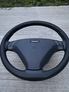 Руль от Volvo S60 (1 фото из 3)