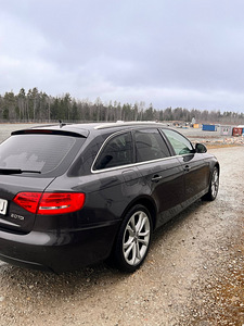 Audi A4 2.0 (5 фото из 14)