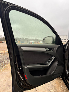 Audi A4 2.0 (7 фото из 14)