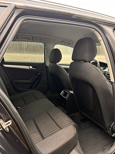 Audi A4 2.0 (12 фото из 14)