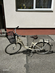 Naiste jalgrattas (1 foto / 1)