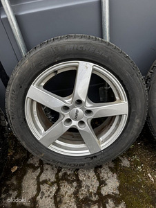 Продаю комплект дисков Alutec + шины Michelin 215/55 R17 (3 фото из 3)