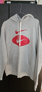 Nike L meeste pusa (1 foto / 2)