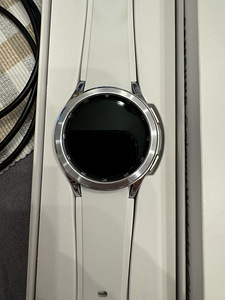 Samsung Galaxy Watch4 Classic (LTE) (2 foto / 6)