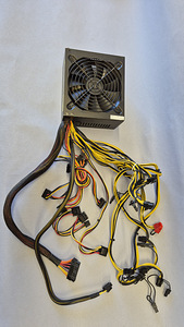 Toiteplokid (PSU) 1800w, 1600w (4 foto / 10)
