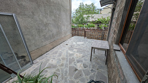 Վարձով տուն (14 լուսանկար / 15)