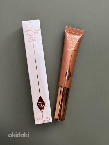 Charlotte Tilbury Beauty Light Wand