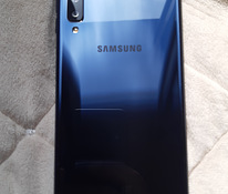 Samsung Galaxy A7 (2018), 64 ГБ