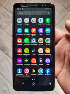 Samsung Galaxy A7 (2018), 64 ГБ (5 фото из 8)