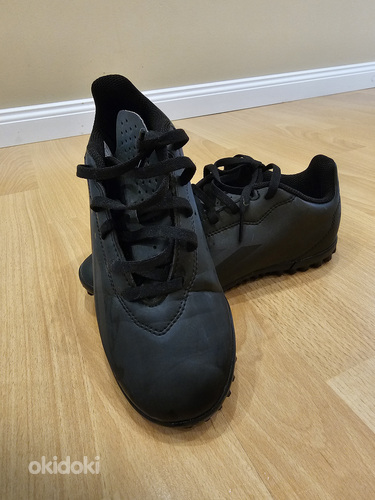 Футбольные бутсы Adidas р.34