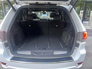 Jeep Grand Cherokee Overland 3.0 184kw 2014 LS177000 (4 foto / 6)