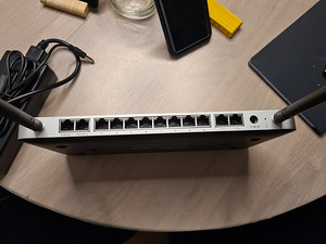 Cisco meraki mx68w (2 foto / 4)